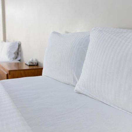 La Huerta Inn & Suites Cuauhtémoc Εξωτερικό φωτογραφία