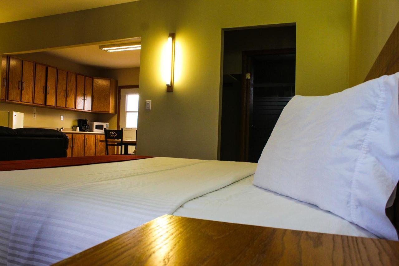 La Huerta Inn & Suites Cuauhtémoc Εξωτερικό φωτογραφία