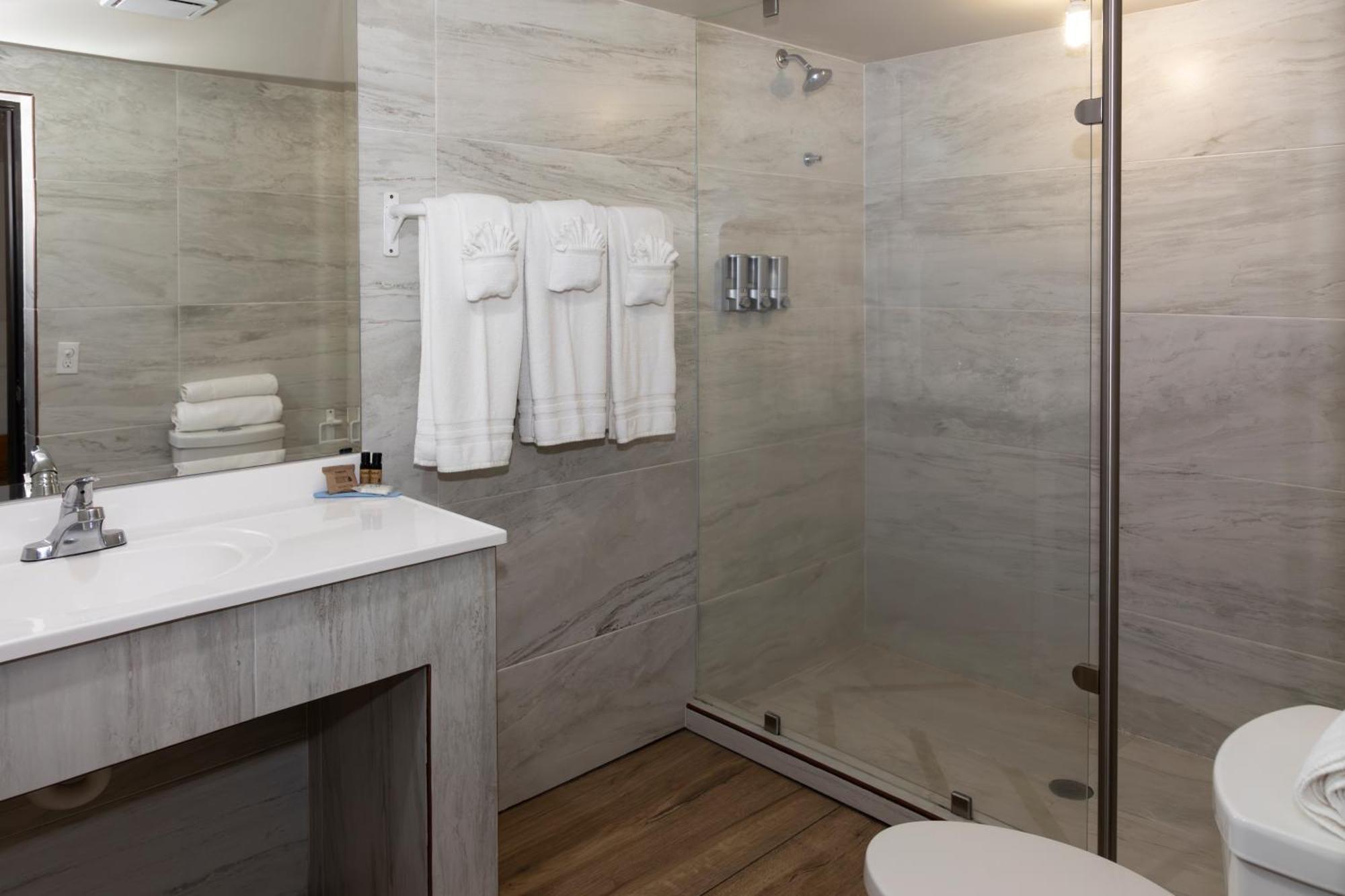 La Huerta Inn & Suites Cuauhtémoc Εξωτερικό φωτογραφία